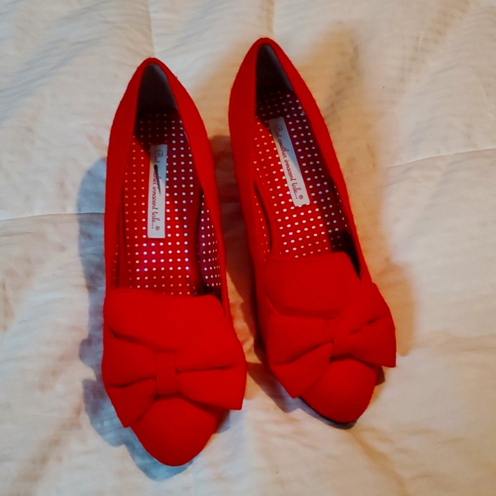 red vintage look heels